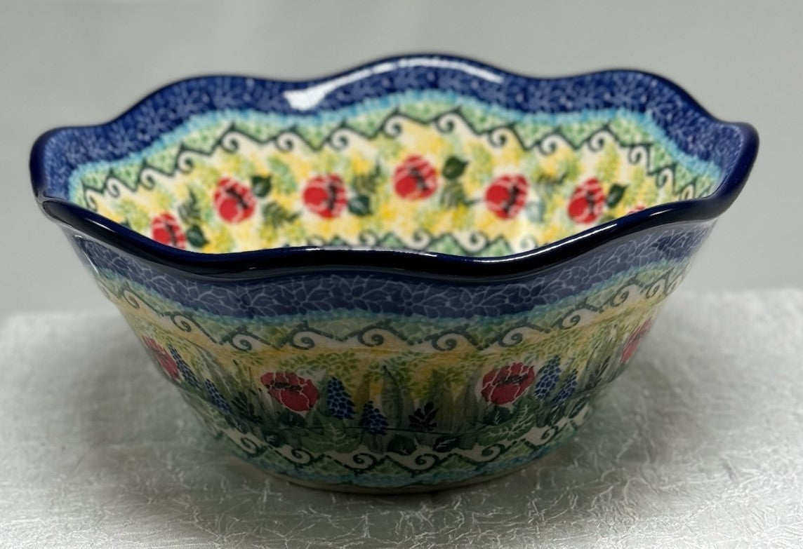 Polish Pottery Bowl ~ Wavy Edge ~ Small ~ 8 inch ~ U4610 ~ U4