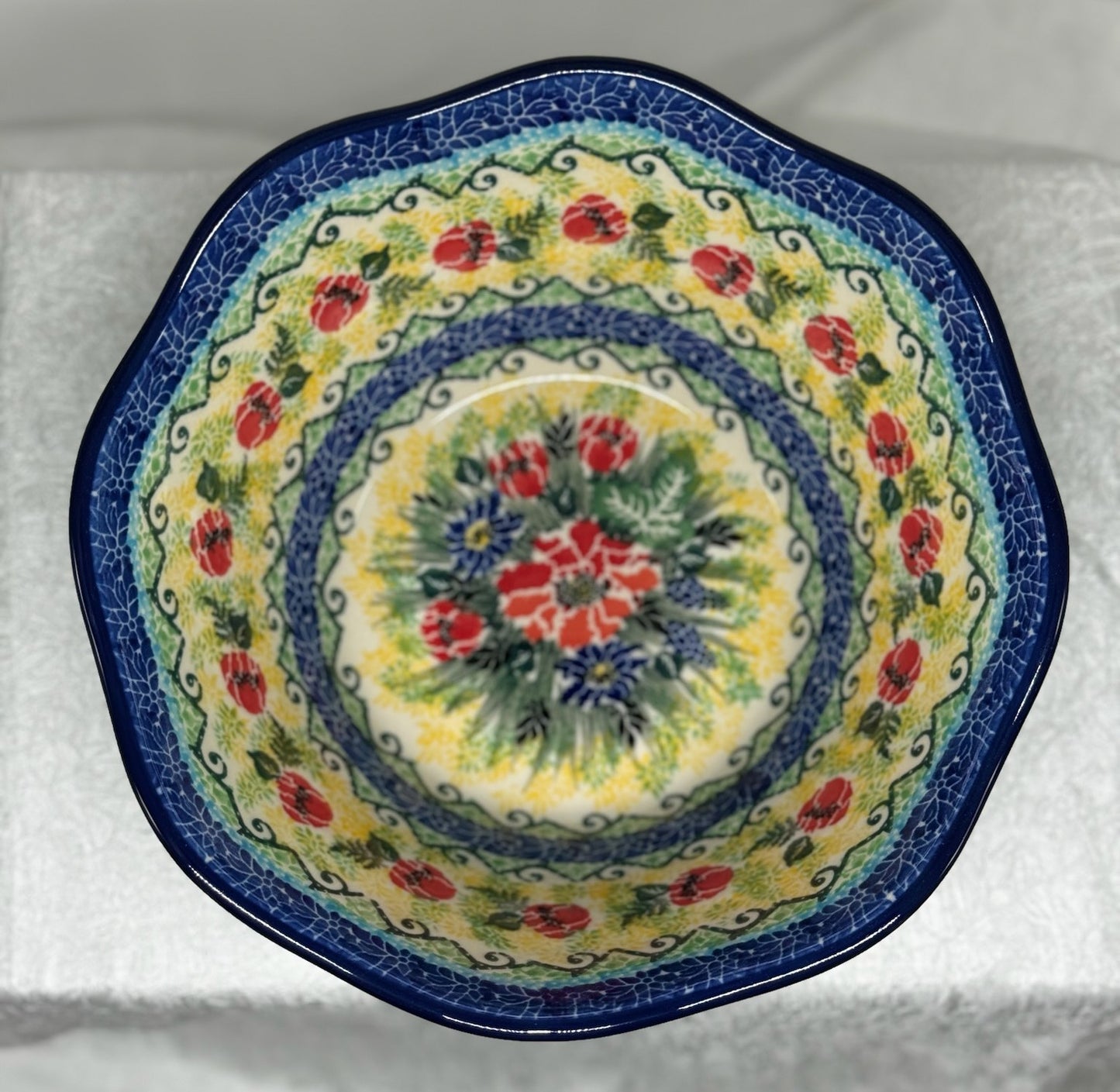 Polish Pottery Bowl ~ Wavy Edge ~ Small ~ 8 inch ~ U4610 ~ U4