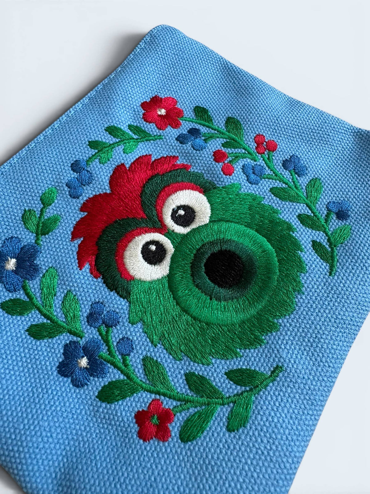 +GeoMetricGem - Baseball Mascot Embroidered Pouch Wallet Philadelphia Philly