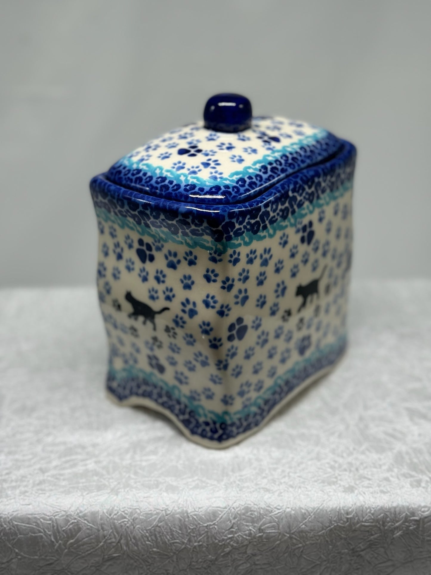 Polish Pottery Tea Canister - Kitty Pattern