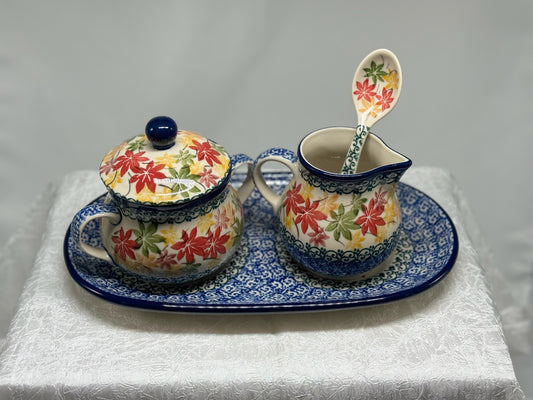Polish Pottery Cream (6 oz) & Sugar (7oz) w/Plate - Maple Harvest