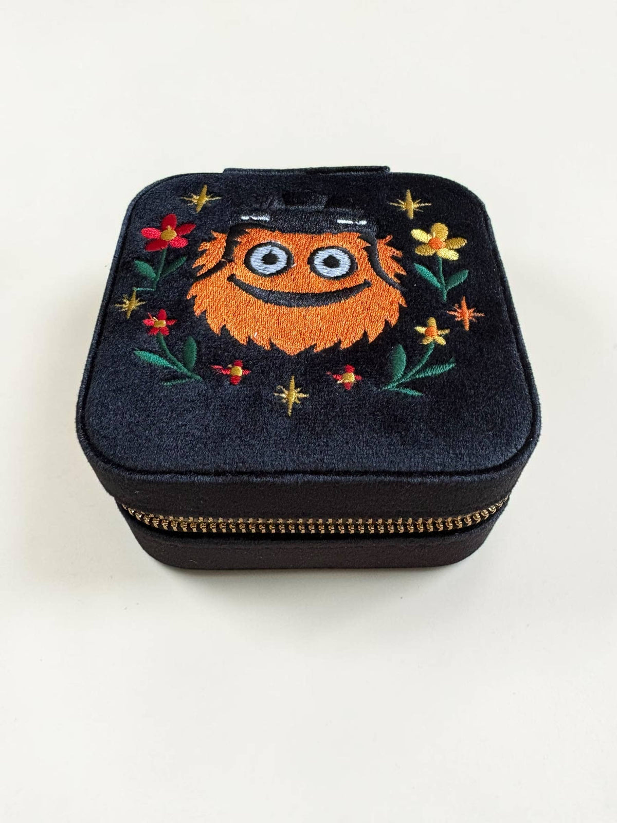 +GeoMetricGem - Philly Hockey Mascot Velvet Embroidered Jewelry Travel Case
