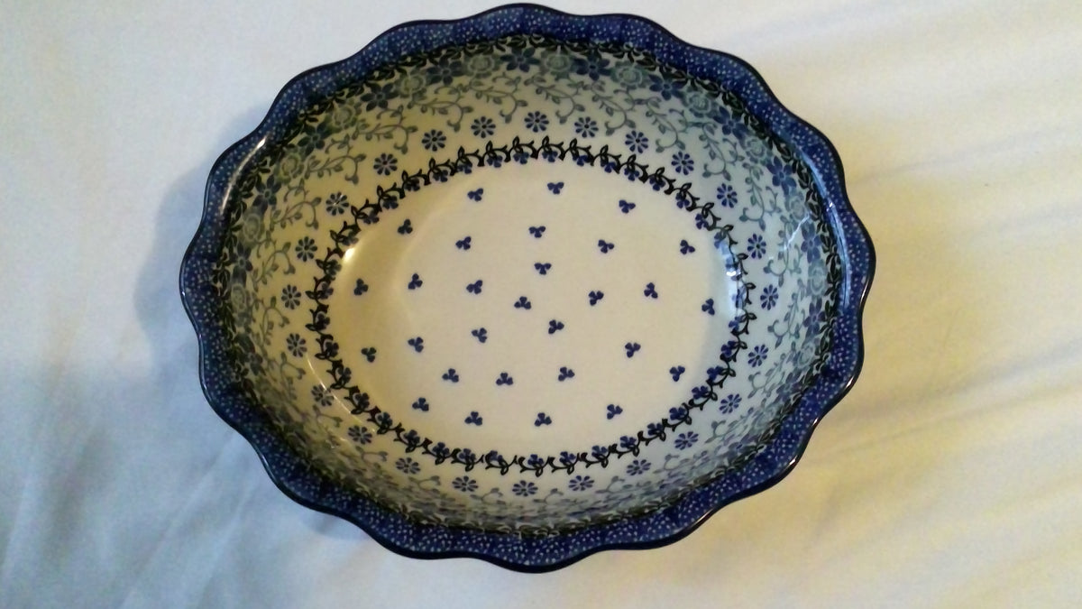 +CA Polish Pottery Bowl - Fluted Oval - D78-2158 Silver Lace