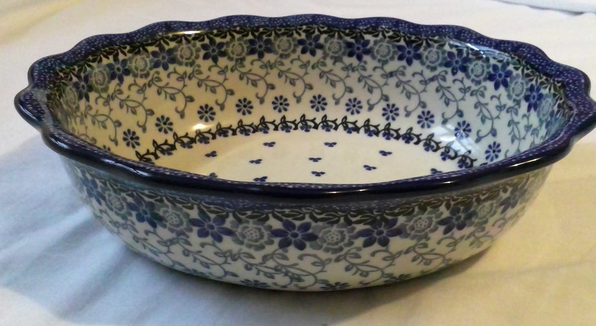 +CA Polish Pottery Bowl - Fluted Oval - D78-2158 Silver Lace